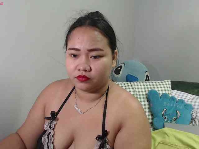 BubbleButtPinay webcam