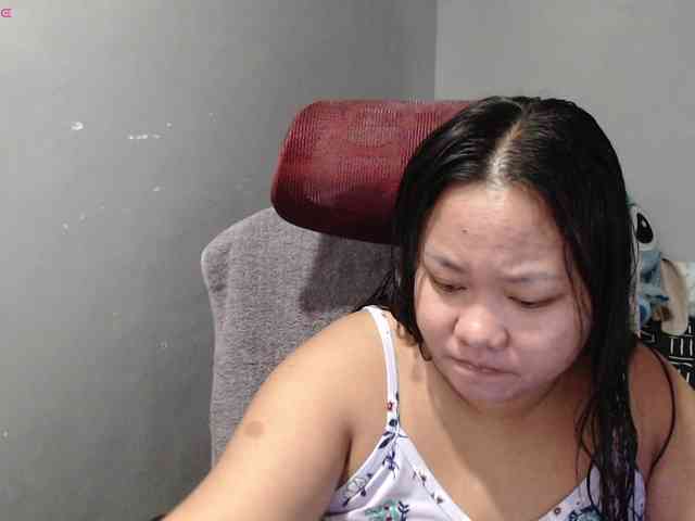 BubbleButtPinay webcam