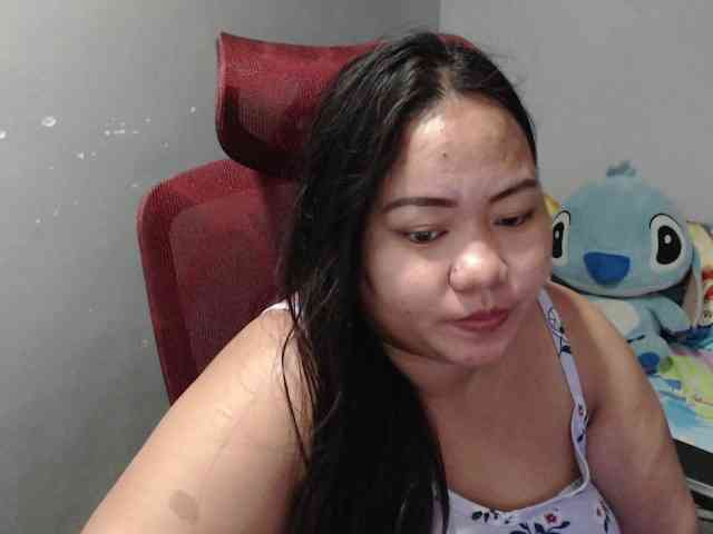 BubbleButtPinay webcam