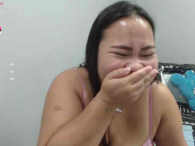 BubbleButtPinay webcam