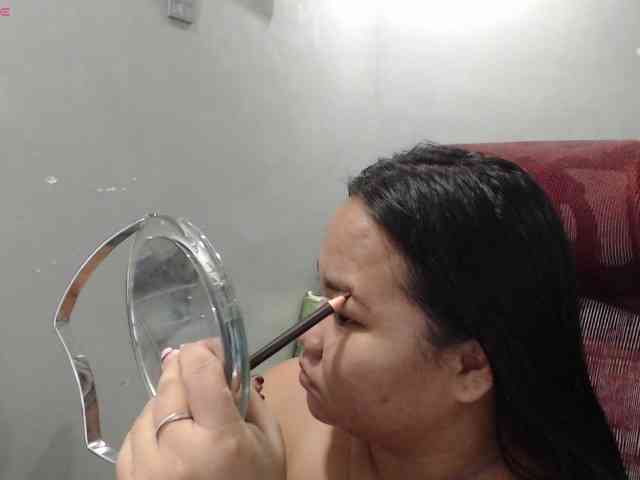 BubbleButtPinay webcam