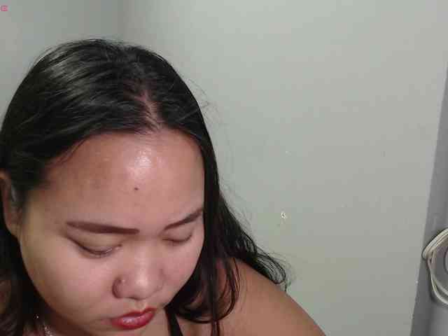 BubbleButtPinay webcam