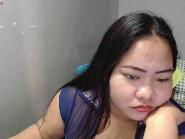 BubbleButtPinay webcam