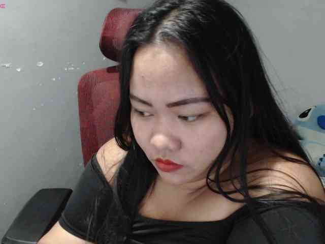 BubbleButtPinay webcam