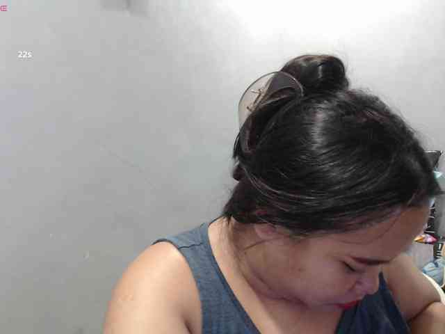 BubbleButtPinay webcam