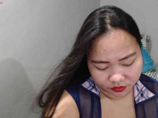 BubbleButtPinay webcam