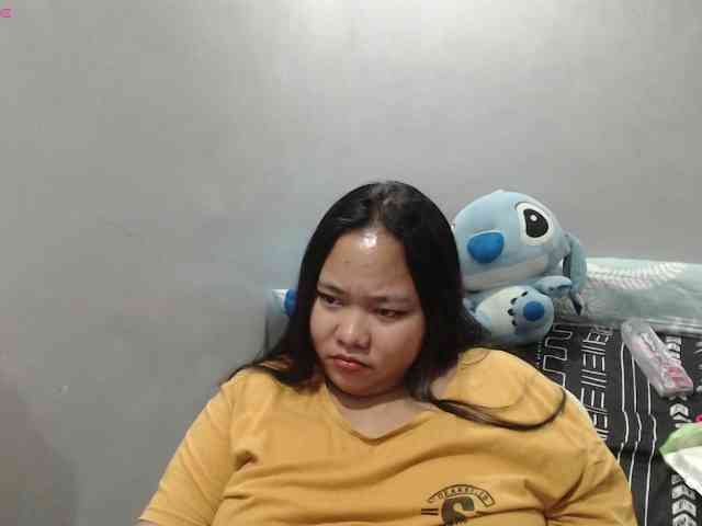 BubbleButtPinay webcam