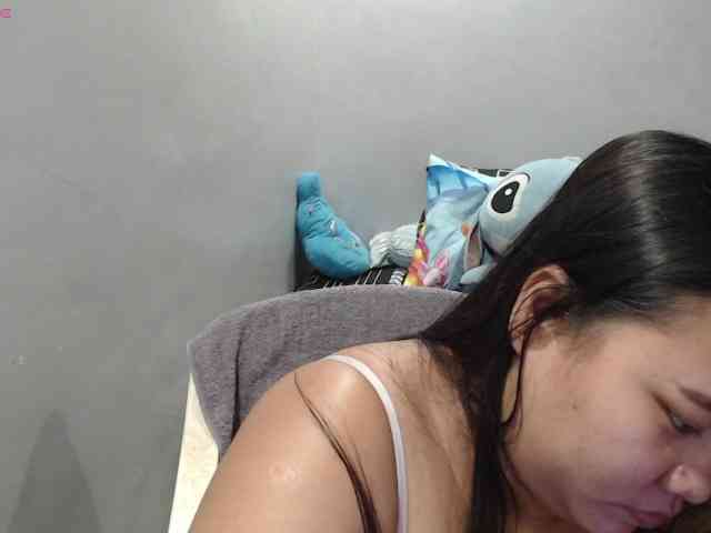 BubbleButtPinay webcam