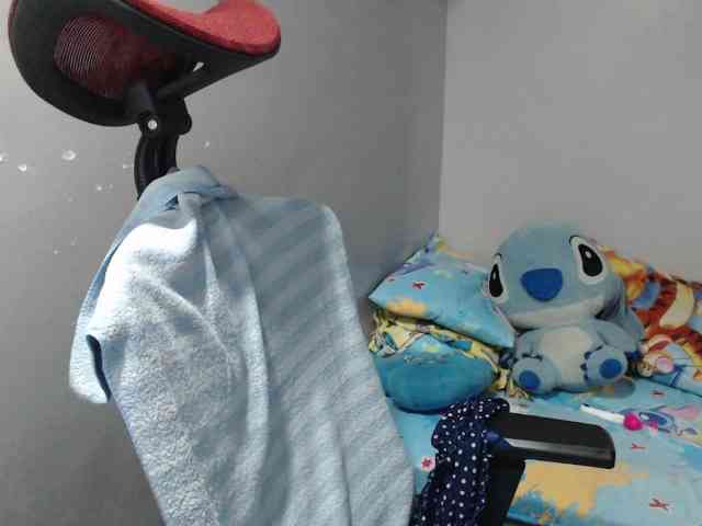 BubbleButtPinay webcam