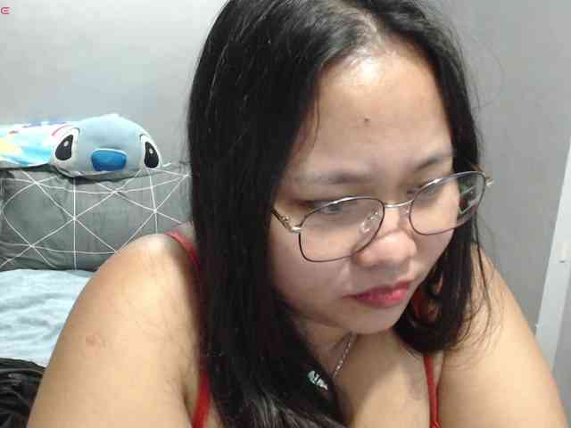 BubbleButtPinay webcam