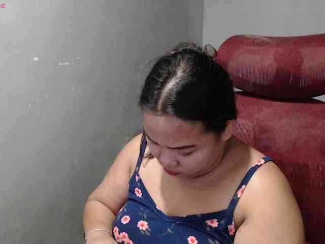 BubbleButtPinay webcam