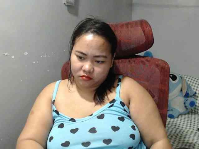 BubbleButtPinay webcam