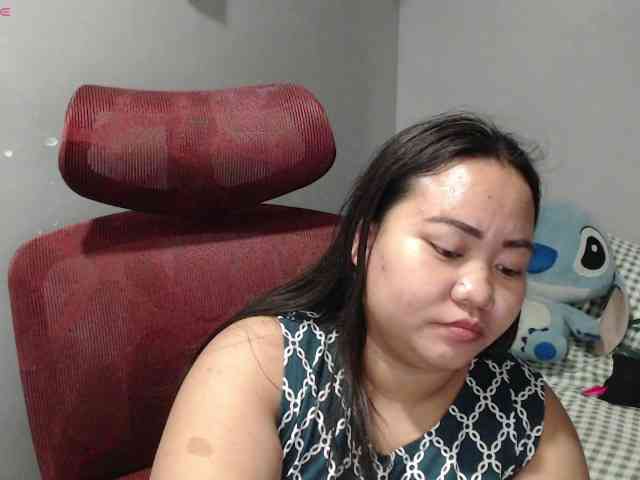 BubbleButtPinay webcam