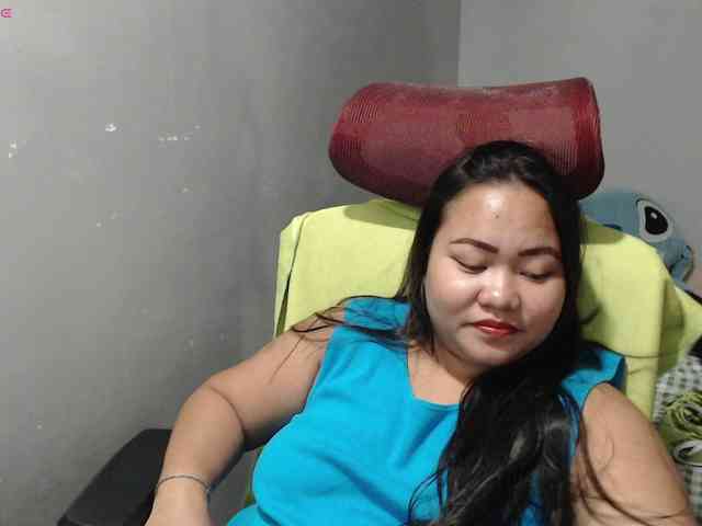 BubbleButtPinay webcam