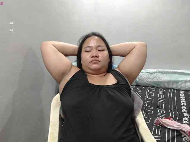 BubbleButtPinay webcam