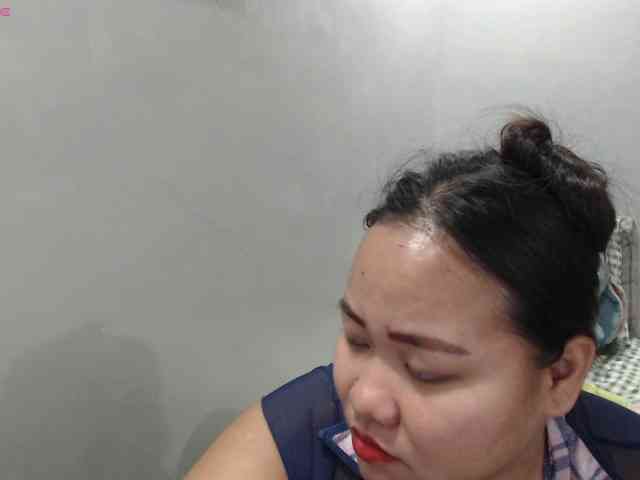 BubbleButtPinay webcam