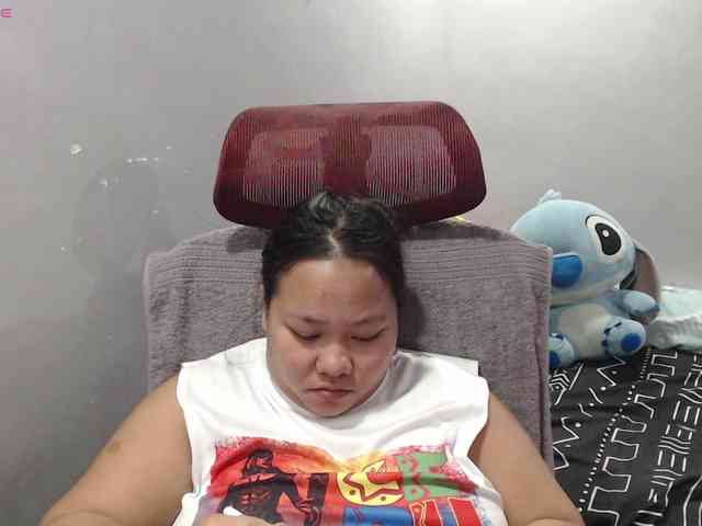 BubbleButtPinay webcam