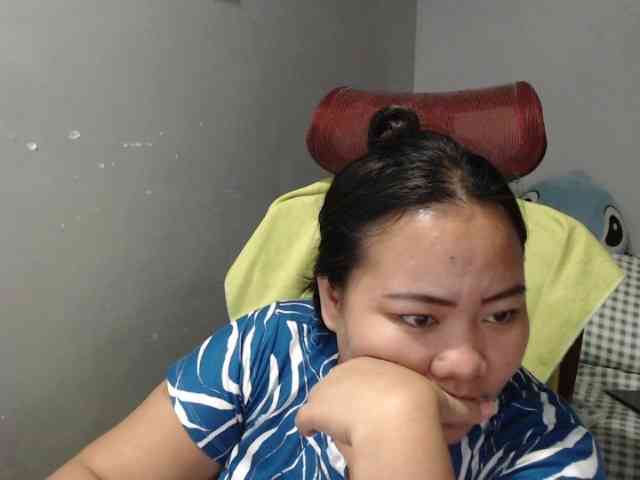 BubbleButtPinay webcam