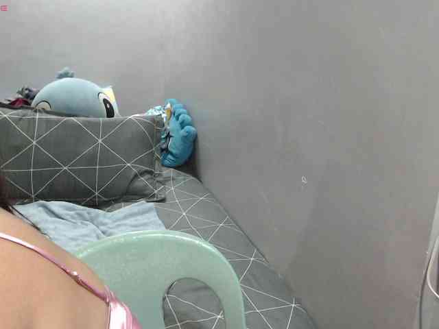 BubbleButtPinay webcam