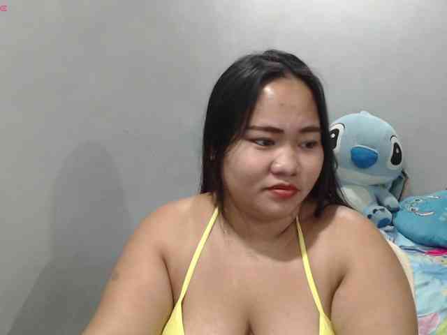 BubbleButtPinay webcam