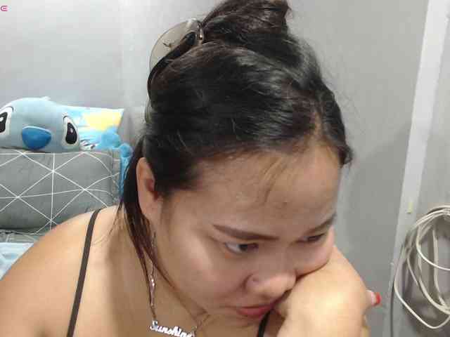 BubbleButtPinay webcam