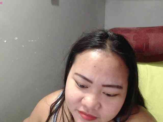 BubbleButtPinay webcam