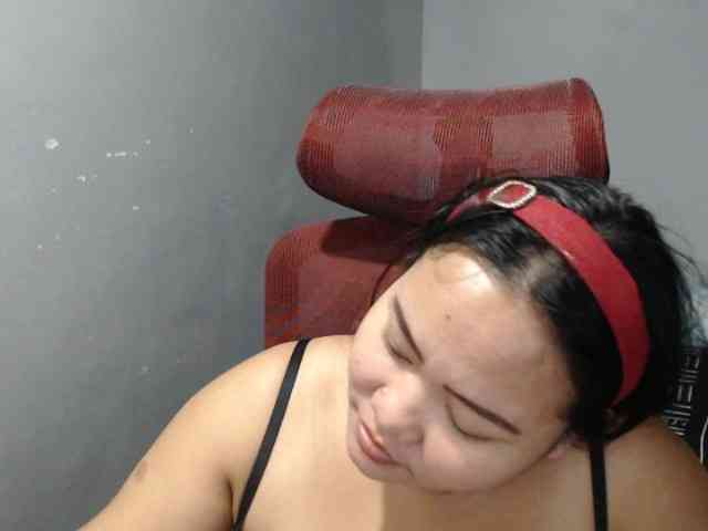 BubbleButtPinay webcam