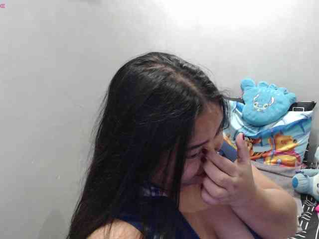 BubbleButtPinay webcam