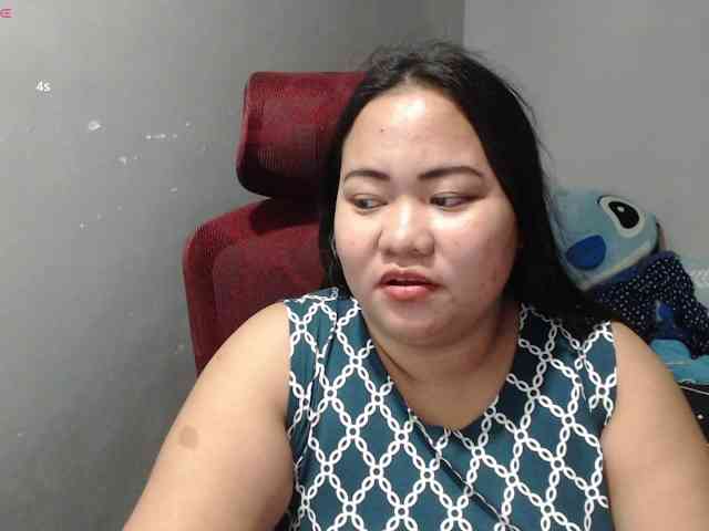 BubbleButtPinay webcam