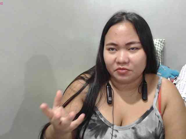 BubbleButtPinay webcam