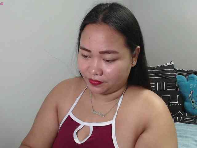 BubbleButtPinay webcam