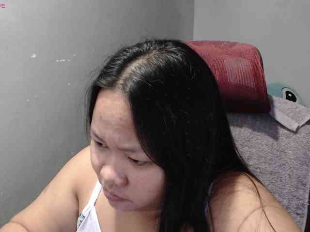 BubbleButtPinay webcam