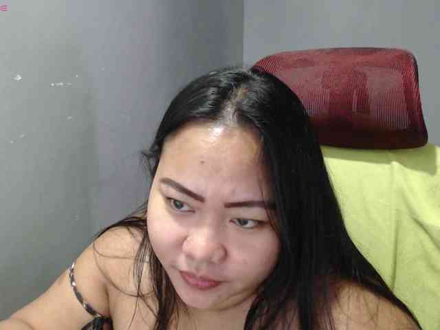 BubbleButtPinay webcam