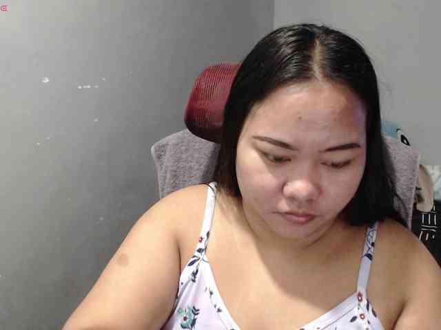 BubbleButtPinay webcam