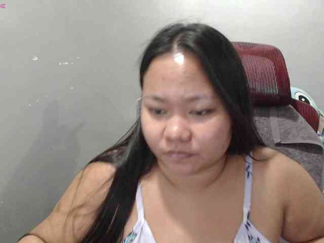 BubbleButtPinay webcam