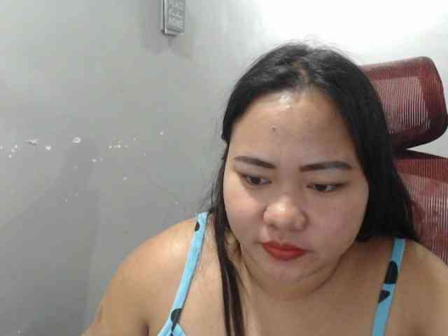 BubbleButtPinay webcam