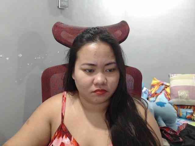 BubbleButtPinay webcam