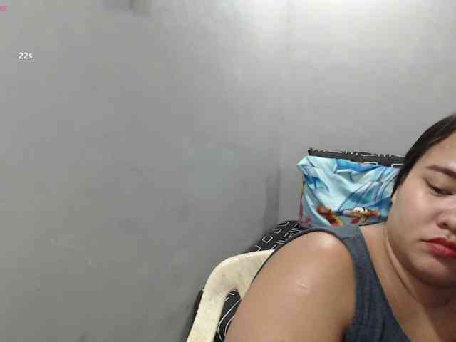 BubbleButtPinay webcam