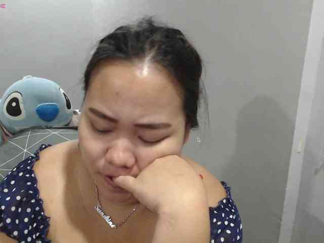 BubbleButtPinay webcam