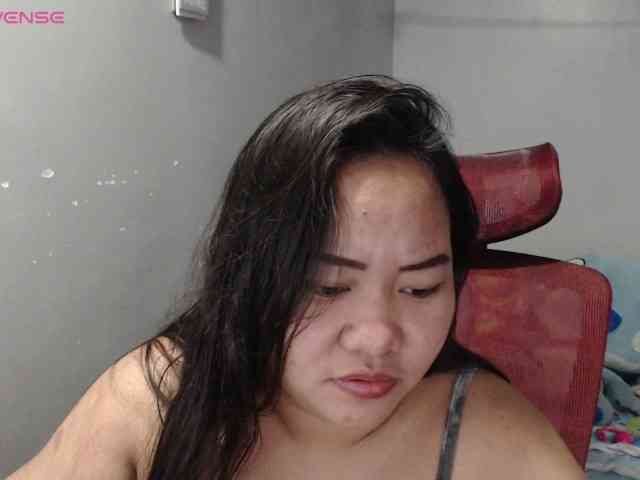 BubbleButtPinay webcam