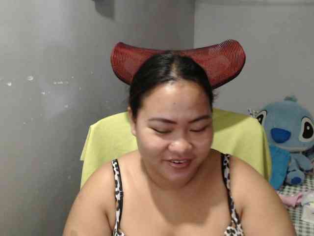 BubbleButtPinay webcam