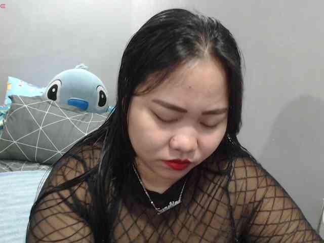 BubbleButtPinay webcam