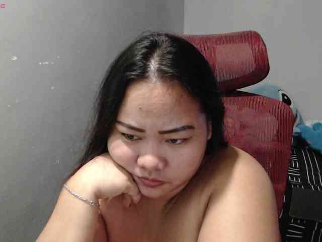 BubbleButtPinay webcam