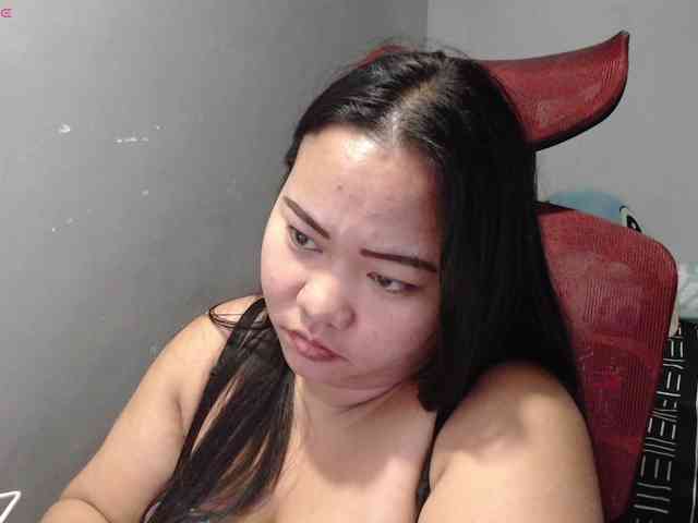 BubbleButtPinay webcam