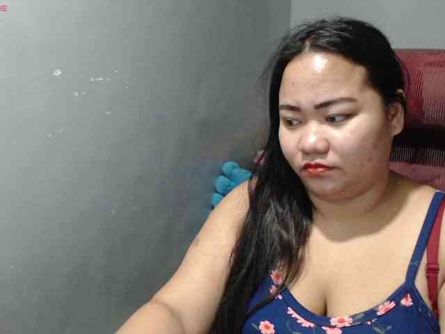 BubbleButtPinay webcam