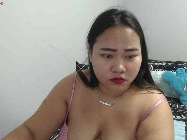 BubbleButtPinay webcam