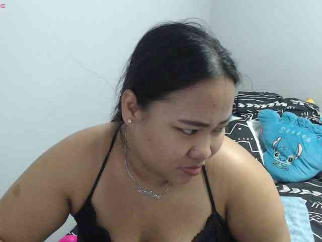 BubbleButtPinay webcam
