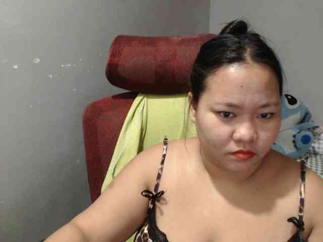 BubbleButtPinay webcam