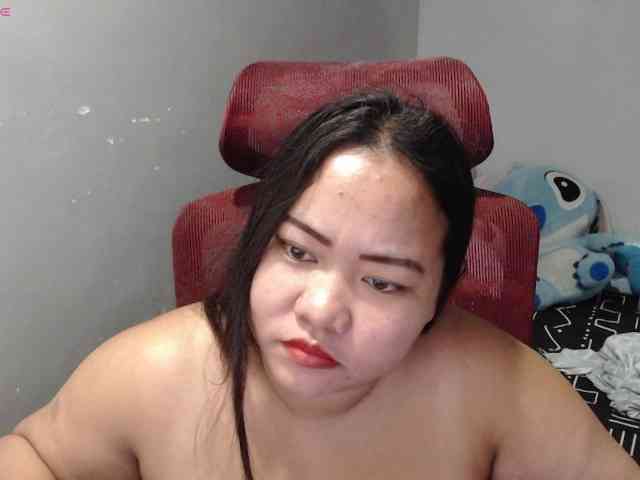 BubbleButtPinay webcam