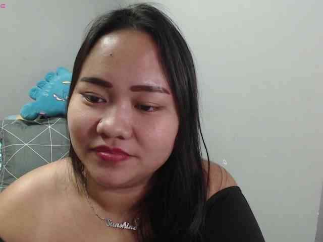 BubbleButtPinay webcam